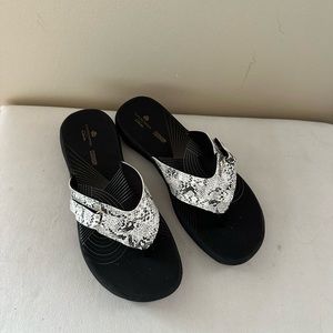 NWT Clark’s Sandals in Python Noir